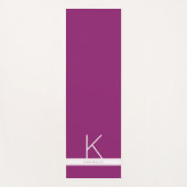 紫のプラム・レッド・モダンシンプル・モノグラム名 ヨガマット (正面)