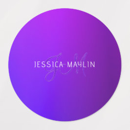 紫のモダングラデーション名とモノグラム ラベル