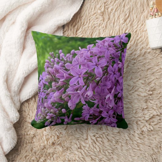 紫のライラックのロマンチックエレガントな紫のフローラ写真 クッション (ブランケット)
