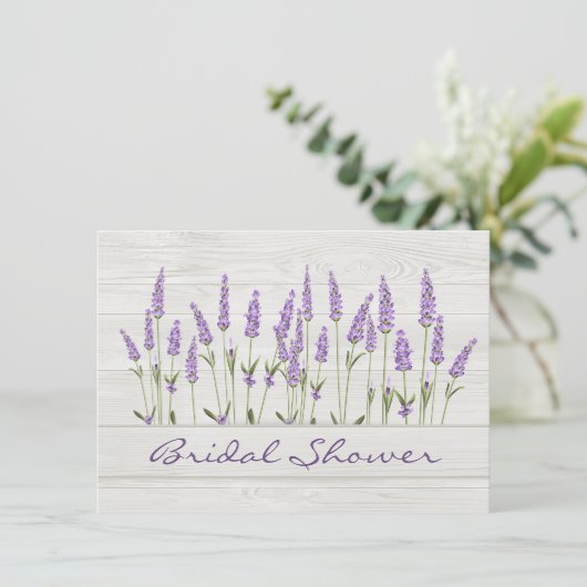 紫のラベンダーの花の木のブライダルシャワー 招待状 (スタンド正面)