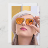 紫のレトロGroovy写真30th誕生日パーティー 招待状 (裏面)