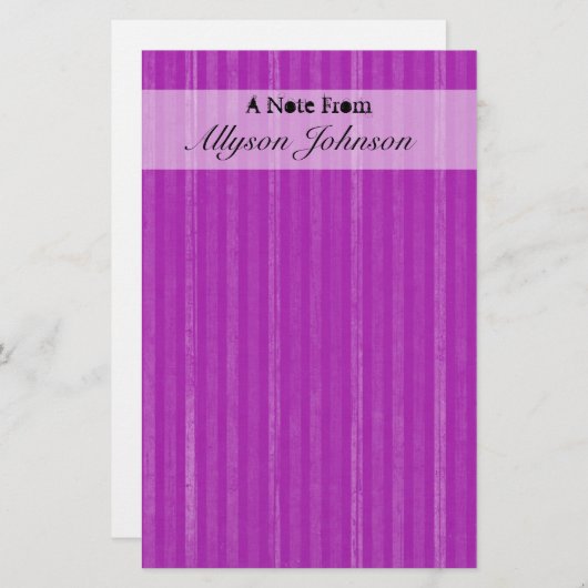 紫のヴィンテージパーソナライズされた静止 便箋 (正面/裏面)