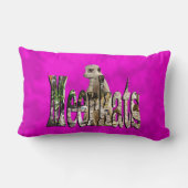 紫の上のメルカットとメルカットのロゴ ランバークッション (裏面)