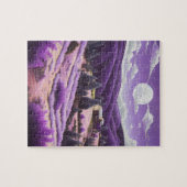 紫の丘に囲まれた抽象芸術の草原 ジグソーパズル (横)