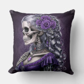 紫の女性ドクロのカメオ クッション (正面)