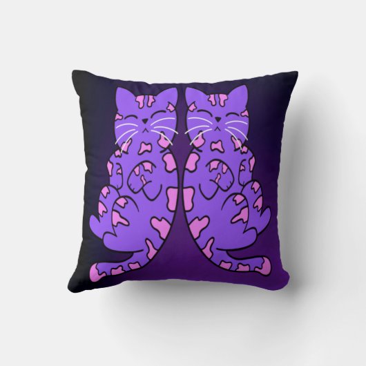 紫の子猫の双子 クッション (裏面)