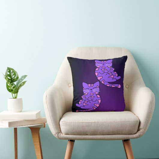 紫の子猫ツイン2 クッション (椅子)