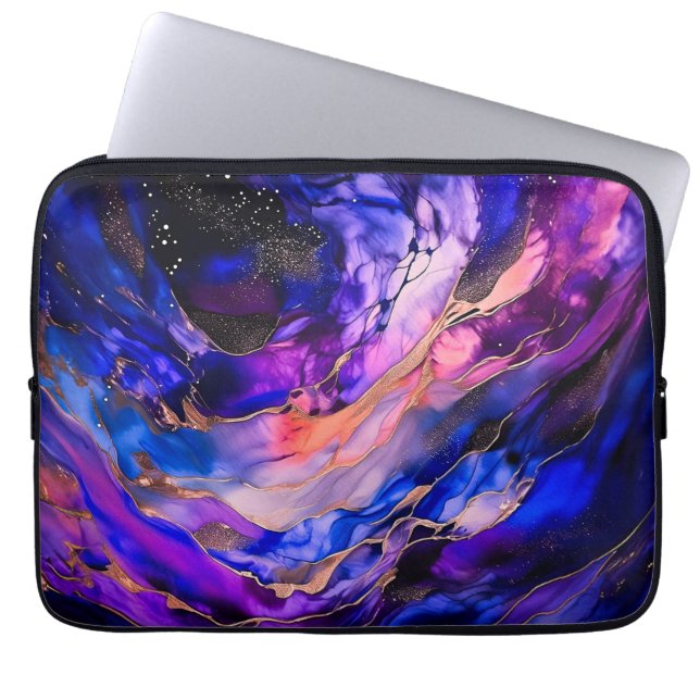 紫の宇宙星雲アルコールインク ラップトップスリーブ (正面)
