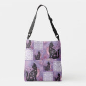 紫の宇宙猫パッチワーク クロスボディバッグ (裏面)