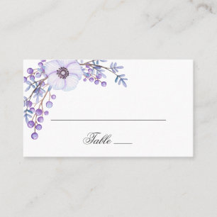 紫の庭の花。すみれの花の結婚式 プレイスカード