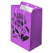 紫の抱き枕とポピー – あなたの色 ミディアムペーパーバッグ (裏面アングル)