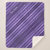 紫の斜線の斜ストライプ方パーソナライズされた シェルパブランケット (正面)