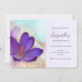 紫の春かわいらしクロカス誕生日の写真 招待状 (正面)
