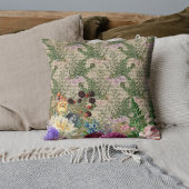 紫の果実とバラオンニュースプリントEphemera クッション