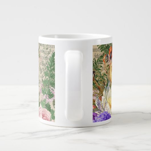 紫の果実とバラオンニュースプリントEphemera ジャンボコーヒーマグカップ (裏面)