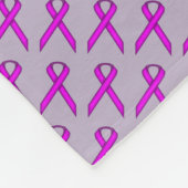 紫の標準リボン フリースブランケット (角)