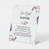 紫の水彩の花ベビーシャワーおむつサイン 台座サイン (正面)