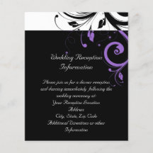 紫の渦巻きアクセントを持つ白黒