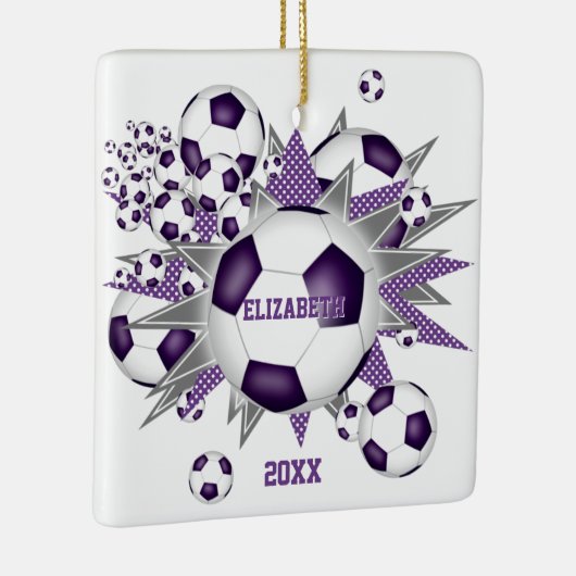 紫の灰色のサッカーボール吹き出し女の子スポーツ セラミックオーナメント (右)