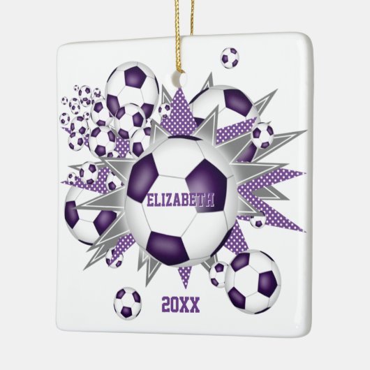 紫の灰色のサッカーボール吹き出し女の子スポーツ セラミックオーナメント (左)
