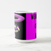紫の熱狂する黒の芸術のメッセージモダン語 コーヒーマグカップ (中央)