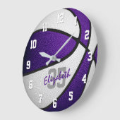 紫の白い女の子の男の子バスケパーソナライズされたット ラージ壁時計 (傾斜)