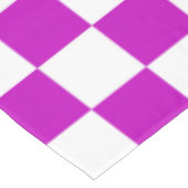 紫の白のチェッ市松模様にクパターン テーブルクロス (アングル)