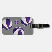 紫の白チームカラーバスケットボール旅行バッグ ラゲッジタグ (正面横)