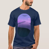 紫の砂漠の風景 夜空 Tシャツ (正面)