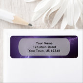 紫の稲妻で夜の砂漠の雷雨 ラベル (インサイチュ)