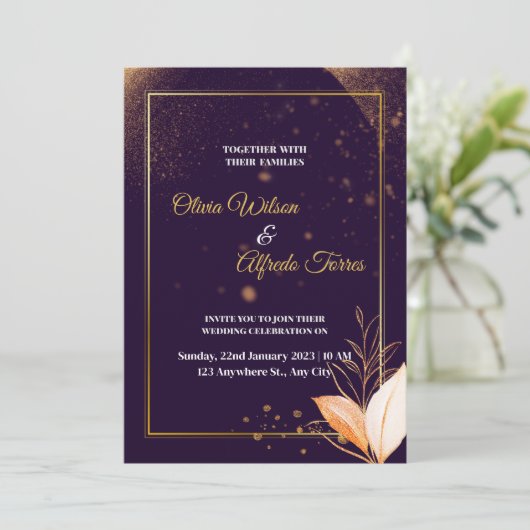 紫の結婚式招待状と金ゴールド色 招待状 (スタンド正面)