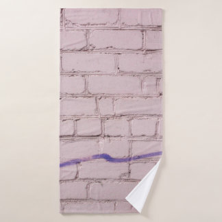 紫の絵画白いれんが バスタオル