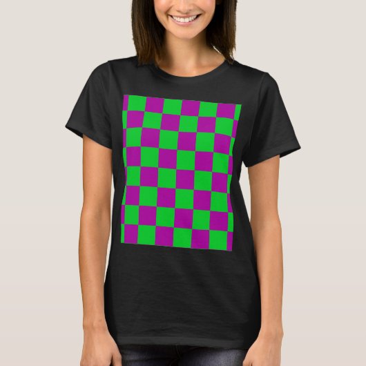 紫の緑のチェッ市松模様にクパターン Tシャツ (正面)