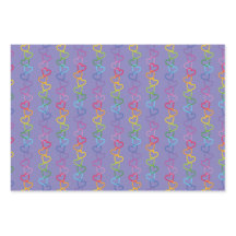 紫の背景にリンクされた愛のハート