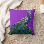紫の背景を持つ青い孔雀 クッション (ブランケット)