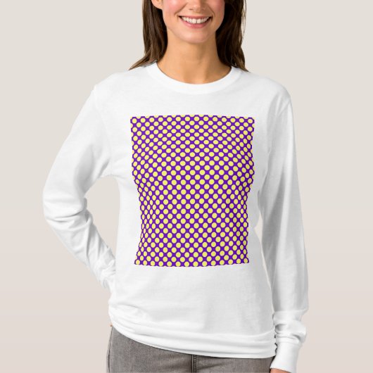 紫の背景を持つ黄色の水玉模様STaylor Tシャツ (正面)