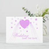 紫の色のハート結婚デザイン セーブザデート (スタンド正面)