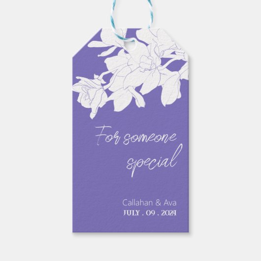 紫の花の白いデザイン 個人名 入りのギフト ギフトタグ (正面)