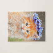 紫の花の花輪を着た子猫 ジグソーパズル (横)