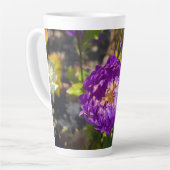 紫の花 カフェラテマグ (左アングル)