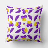 紫の花 クッション (正面)