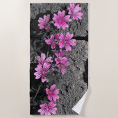 紫の花 ビーチタオル (正面)