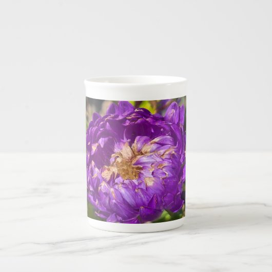 紫の花 ボーンチャイナマグカップ (正面)