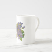 紫の花 ボーンチャイナマグカップ (正面右)
