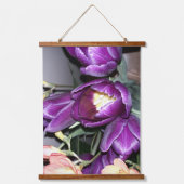 紫の花 吊り下げ型タペストリー (正面)