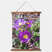 紫の花 吊り下げ型タペストリー (正面)