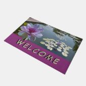 紫の蓮の花 カスタムWELCOMEドアマット ドアマット (アングル)