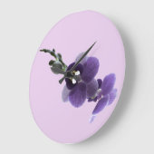 紫の蘭の花 ラージ壁時計 (傾斜)