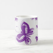 紫の蝶のパターン コーヒーマグカップ (中央)