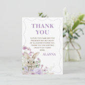 紫の野生の花 ウサギの誕生日お礼カード 招待状 (スタンド正面)